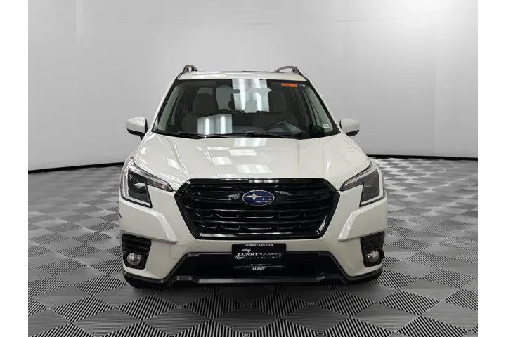 $27488 : Subaru Forester 2022 AWD Pre image 8