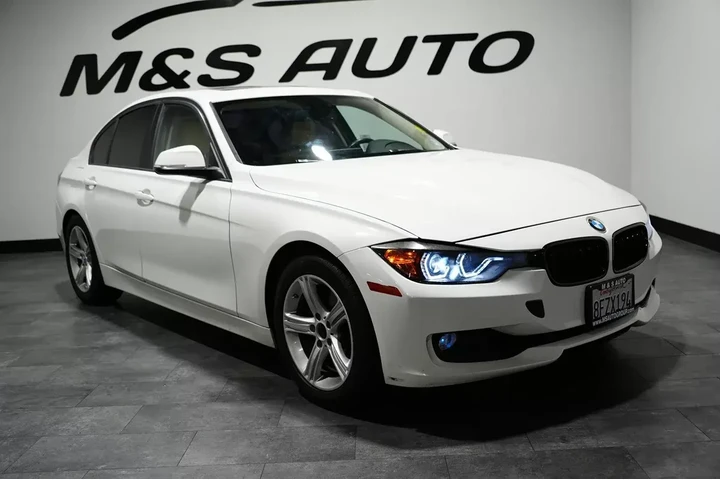 $9927 : 2015 3 Series 328i image 8