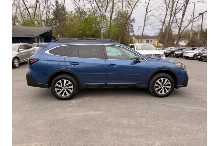 $17995 : 2021 Outback Premium image 9
