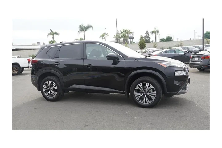 $21250 : 2021 Rogue SV image 4