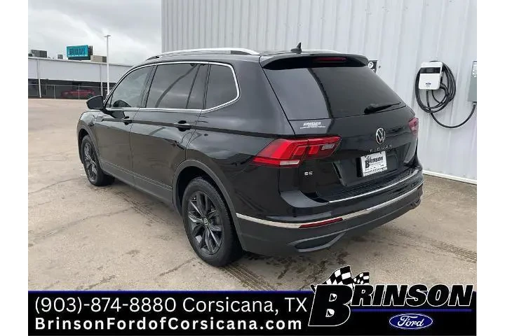 $19990 : Volkswagen Tiguan 2022 SE 4d image 5