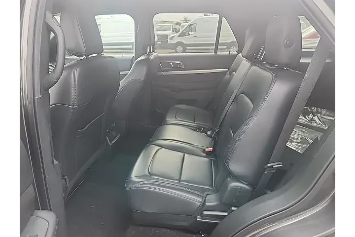 $22491 : Ford Explorer 2019 XLT 4dr S image 3