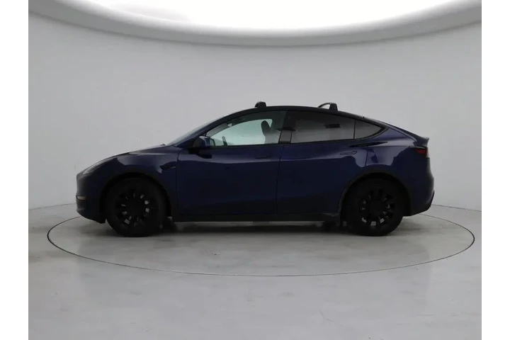 $31998 : Tesla Model Y 2021 AWD Long image 3