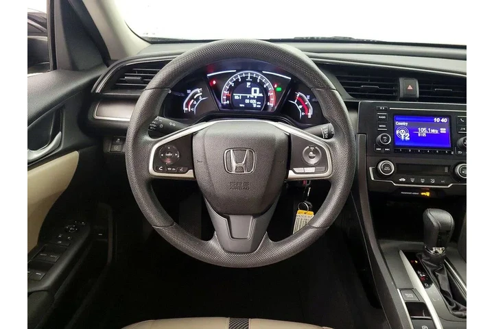 $17998 : Honda Civic 2018 LX 4dr Seda image 10