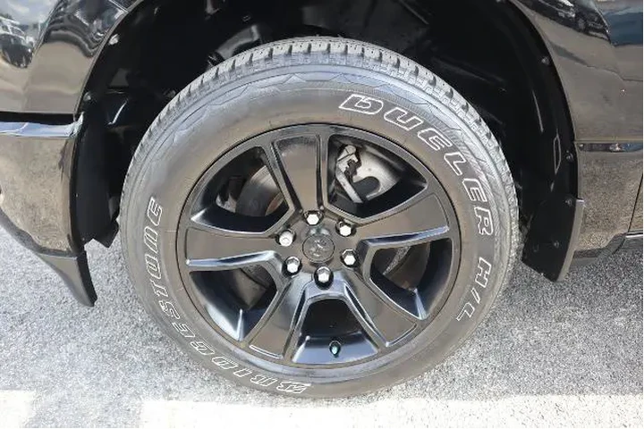 $33436 : Ram 1500 2023 4x2 Big Horn 4 image 9