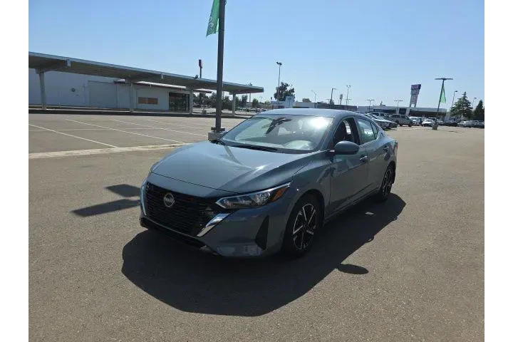 $19500 : Nissan Sentra 2024 SV 4dr Se image 3