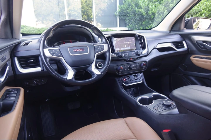 $23996 : 2020 GMC Terrain FWD SLT image 5