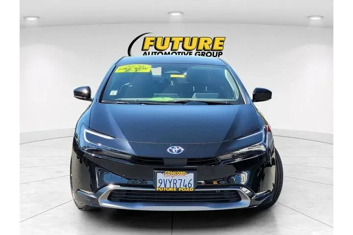 $38888 : Toyota Prius 2026 AWD Nights image 4