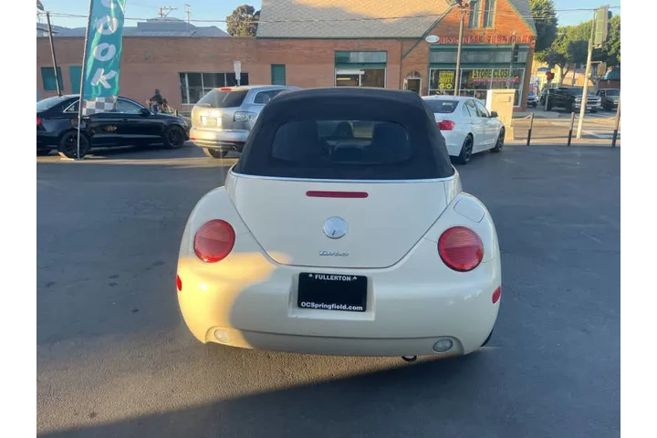 $7995 : 2004 New Beetle Convertible G image 9
