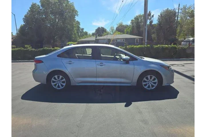 $18995 : Toyota Corolla 2020 LE 4dr S image 3