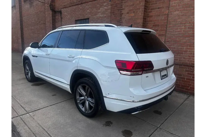 $20000 : 2019 Atlas V6 SE R-Line 4Moti image 4