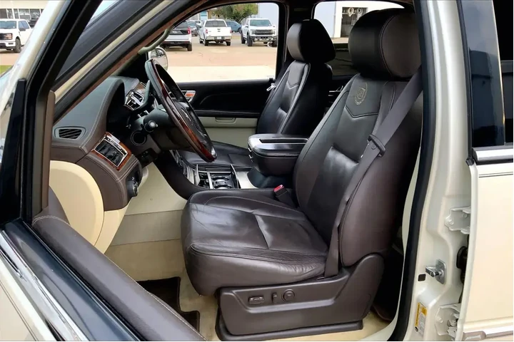 $13295 : Cadillac Escalade 2008 AWD P image 7