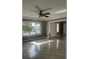 $3200 : Casa de renta thumbnail