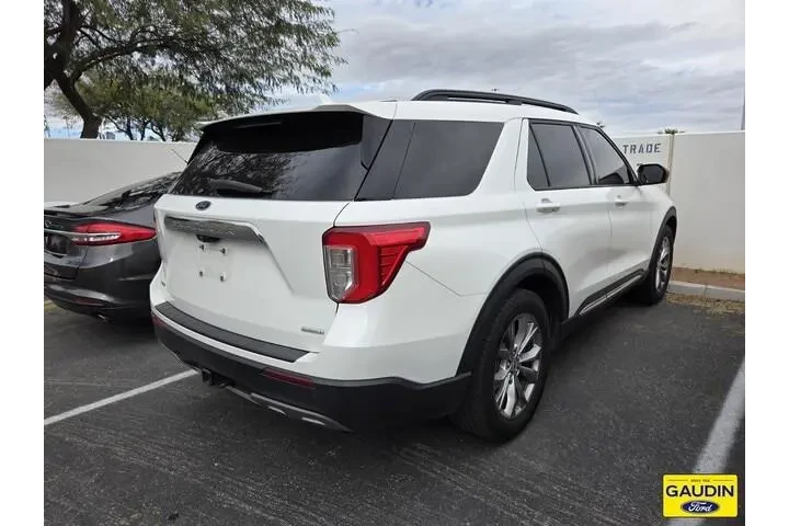 $20922 : Ford Explorer 2020 XLT 4dr S image 2