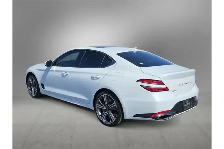$36500 : Genesis G70 2025 AWD 2.5T Sp image 6