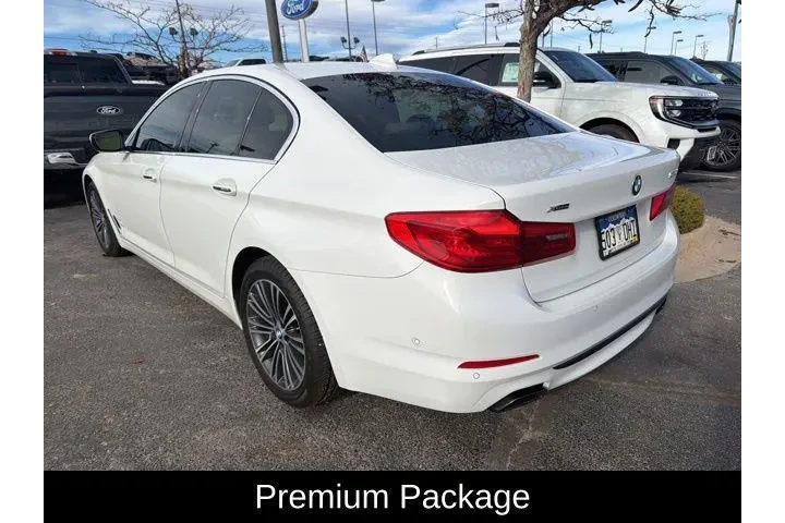 $24798 : BMW 5 Series 2017 AWD 540i x image 5