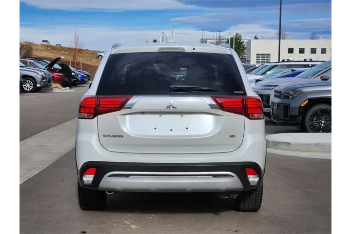 $12799 : Mitsubishi Outlander 2020 AW image 3