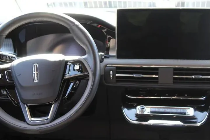 $39998 : Lincoln Corsair 2024 AWD Res image 10