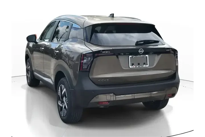 $25291 : Nissan Kicks 2026 SV 4dr Cro image 3