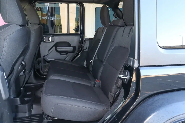 $26988 : 2023 Wrangler 4xe 4x4 image 8