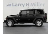 Jeep Wrangler JK Unlimited 2 thumbnail