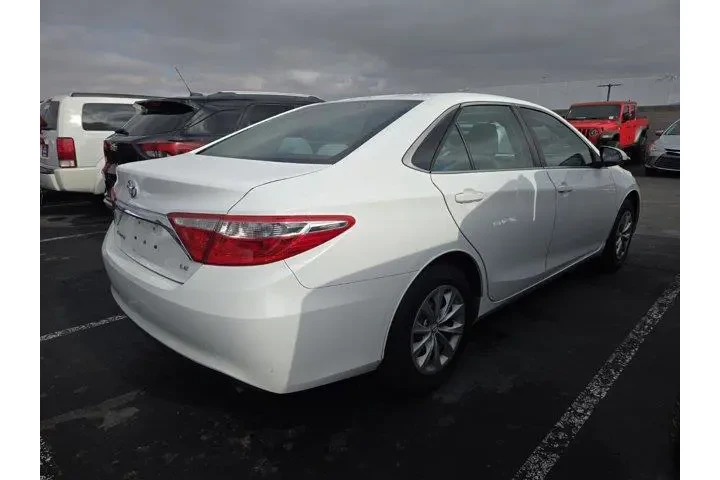 $16991 : Toyota Camry 2017 SE 4dr Sed image 4