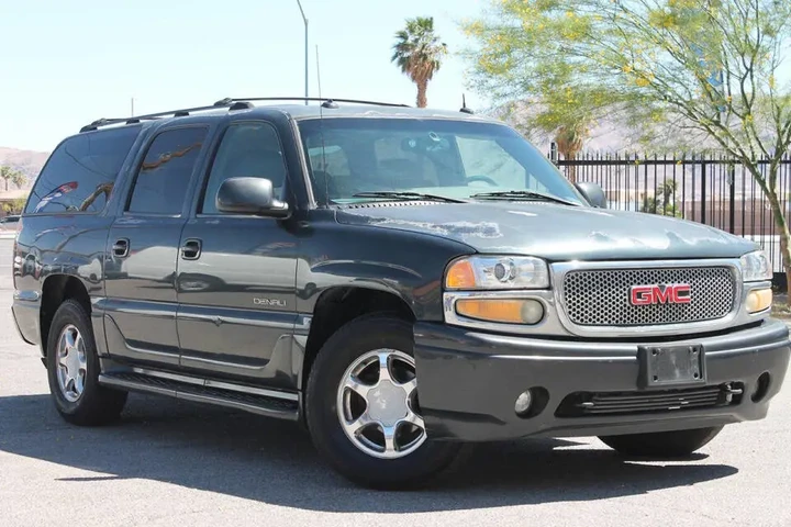 $4995 : 2003 GMC Yukon XL Denali image 2