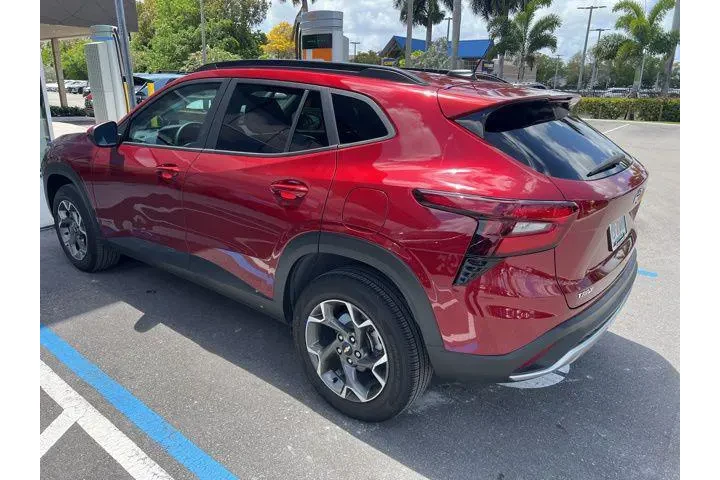 $21129 : Chevrolet Trax 2025 LT 4dr C image 3