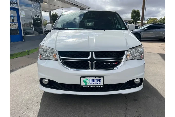 $10500 : 2017 Grand Caravan SXT image 2