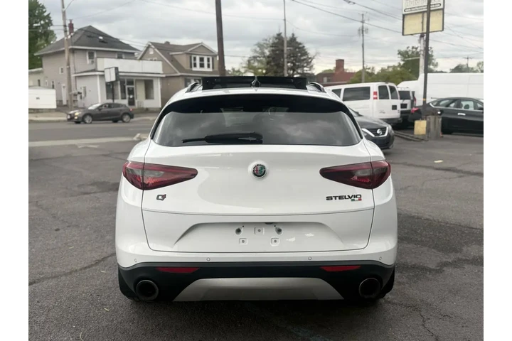 $16998 : 2019 Alfa Romeo Stelvio image 10
