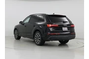 $35998 : Audi Q7 2022 AWD quattro Pre thumbnail