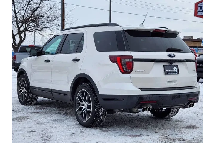 $19475 : 2019 Explorer Sport image 8
