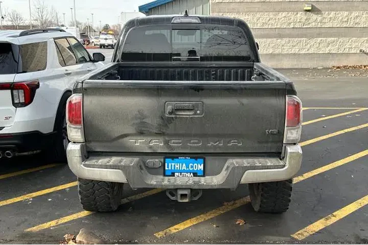 $32995 : Toyota Tacoma 2021 4x4 SR5 V image 3