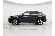$32998 : Audi Q5 2023 AWD quattro Pre thumbnail