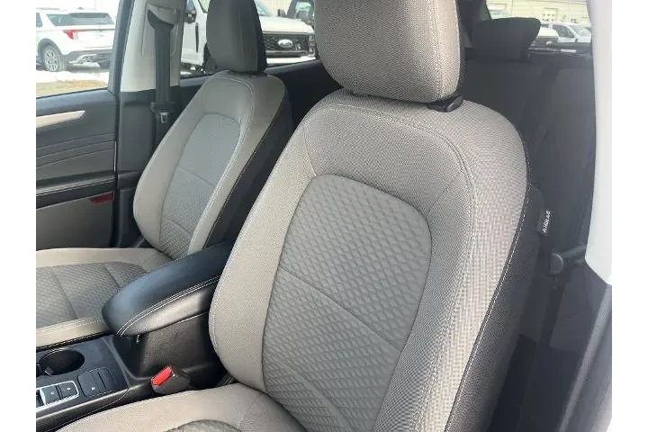 $22988 : Ford Escape Hybrid 2022 AWD image 2