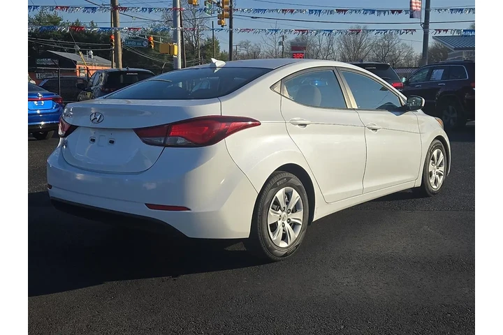 $11900 : 2016 Elantra SE 6AT image 6