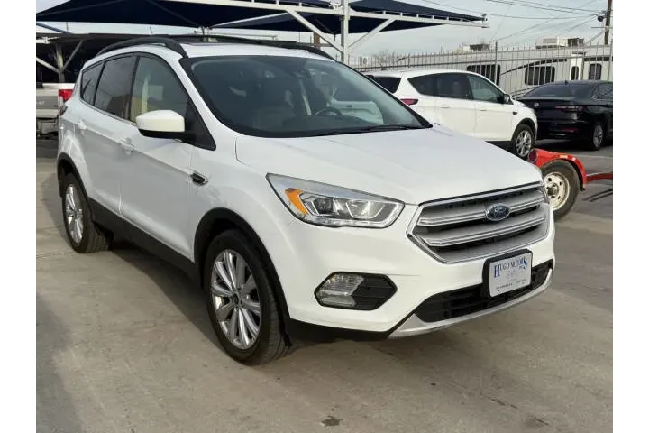 $9900 : 2019 Escape image 2