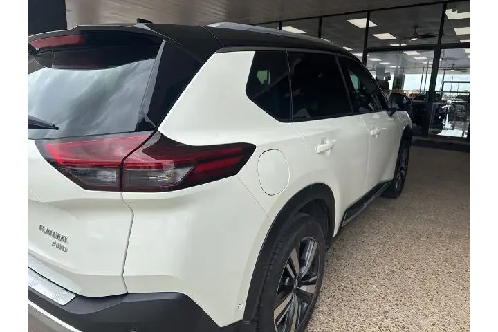 $29672 : Nissan Rogue 2023 AWD Platin image 5