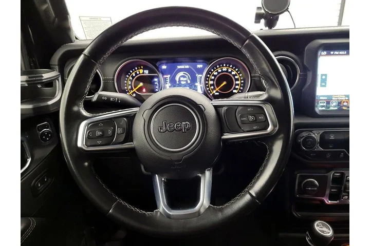 $26998 : Jeep Gladiator 2021 4x4 Over image 10