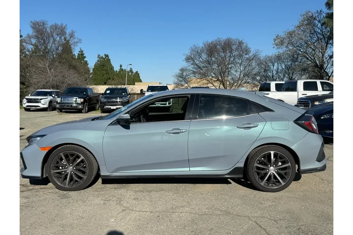 $25000 : Honda Civic 2020 Sport Touri image 2