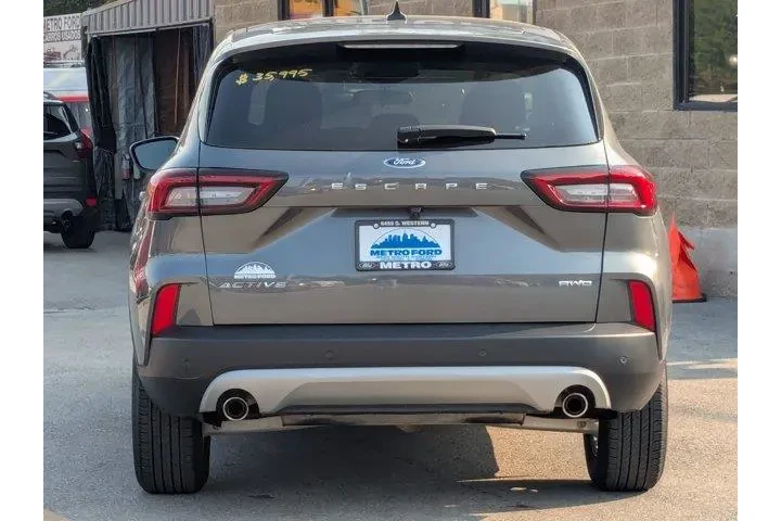 $25217 : Ford Escape 2023 AWD Active image 5