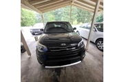 $5000 : 2017 Kia Soul thumbnail