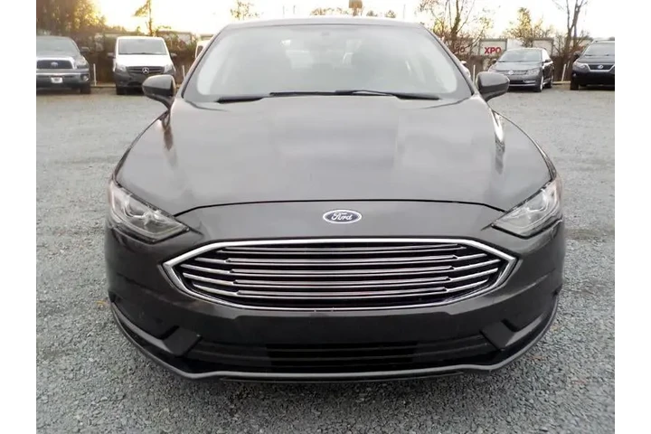 $8419 : 2017 Fusion SE image 8