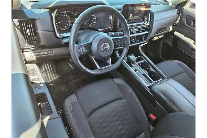 $28934 : Nissan Pathfinder 2025 SV 4d image 10