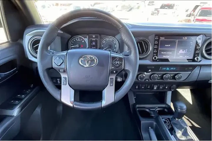 $39998 : Toyota Tacoma 2023 4x4 TRD P image 5
