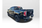 $32474 : GMC Canyon 2022 4x4 AT4 4dr thumbnail
