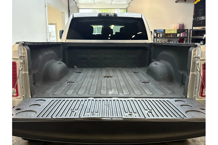 $34500 : 2015 RAM 3500 MEGA CAB image 2