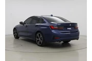 $27998 : BMW 3 Series 2022 330i 4dr S thumbnail