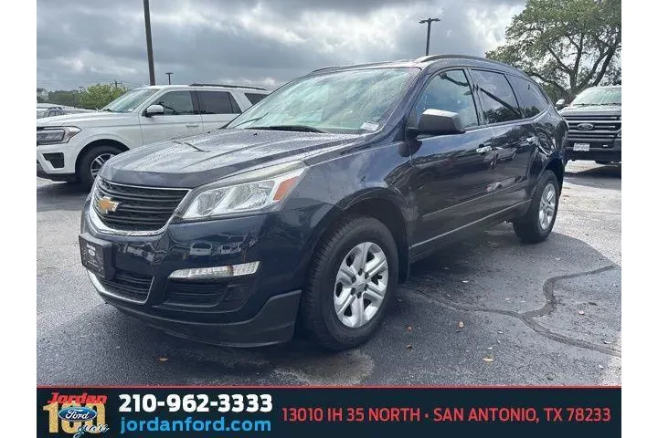 $10602 : Chevrolet Traverse 2017 LS 4 image 3