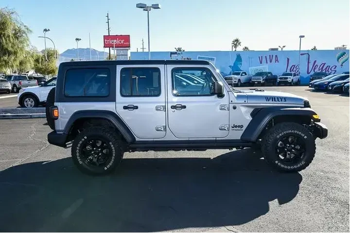 $29888 : Jeep Wrangler Unlimited 2021 image 6